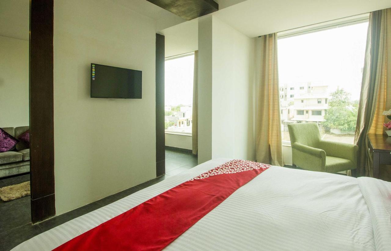 Collection O Govinda Sai Hotel Shirdi Buitenkant foto