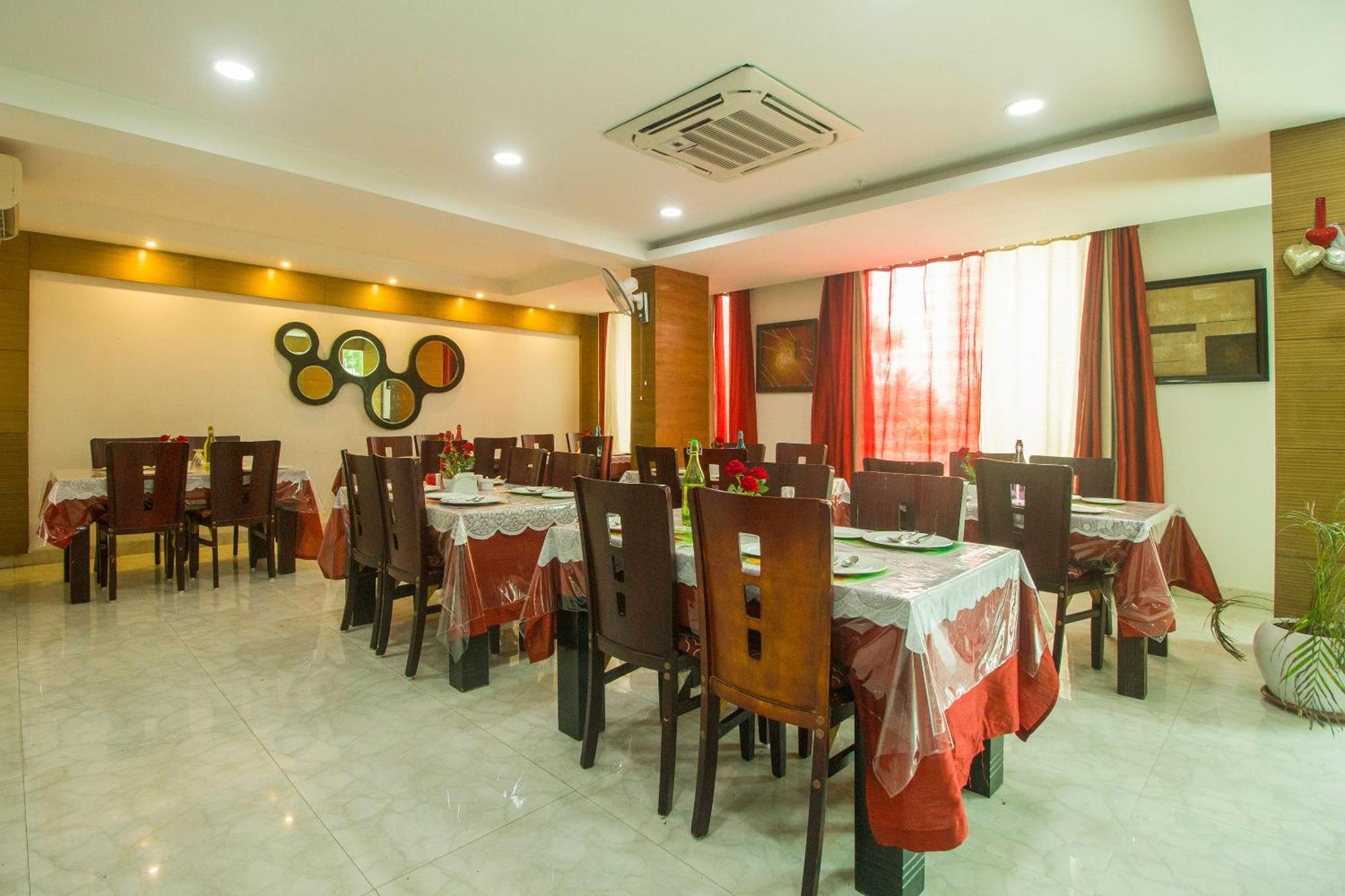 Collection O Govinda Sai Hotel Shirdi Buitenkant foto